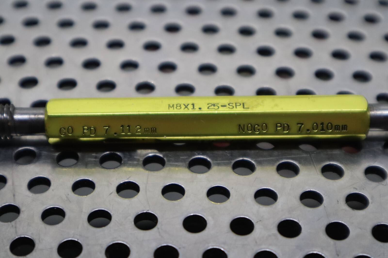 Regal Premium M8X1.25-SPL GO-7.112mm NOGO-7.010mm Thread Plug Gage Used