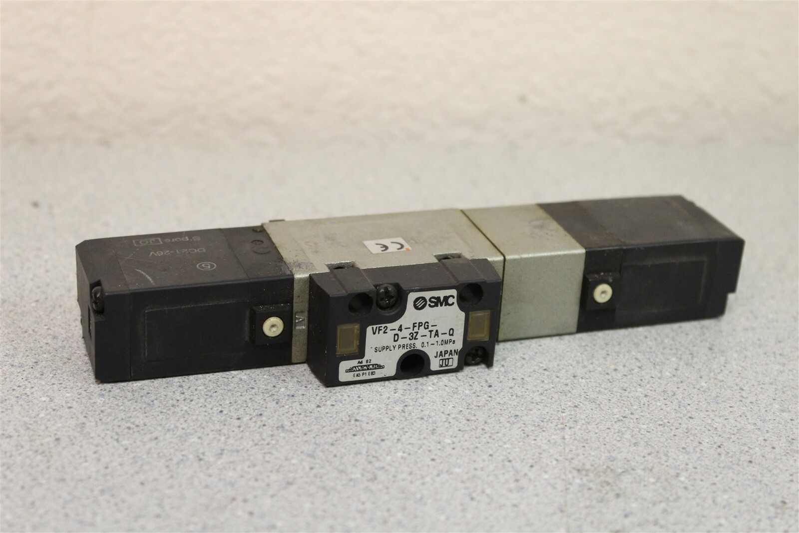 SMC VF2-4-FPG-D-3Z-TA-Q Solenoid Valve *FREE SHIPPING*