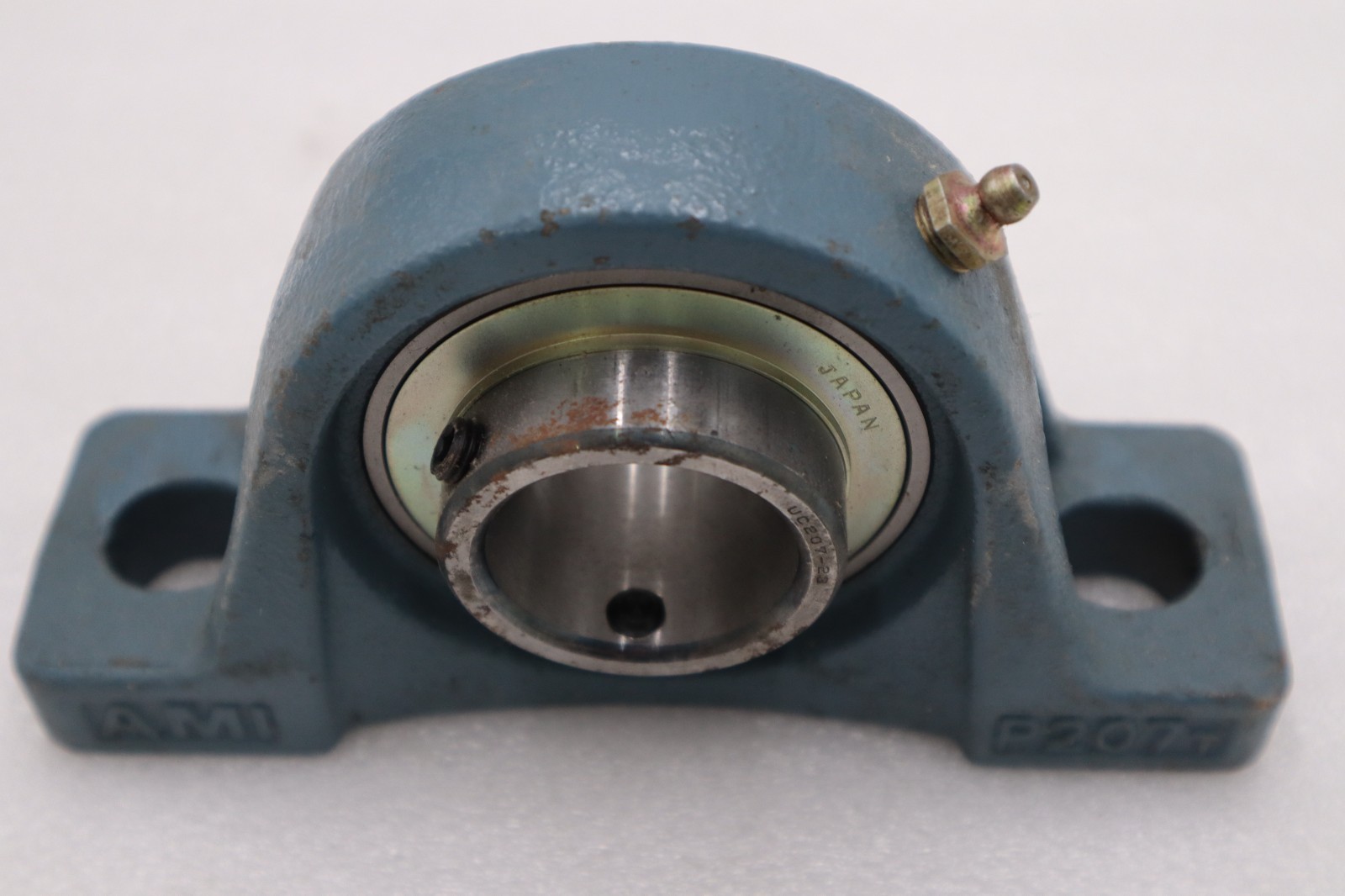 NEW OPEN BOX AMI PILLOW BLOCK BEARING P207T STOCK H937A
