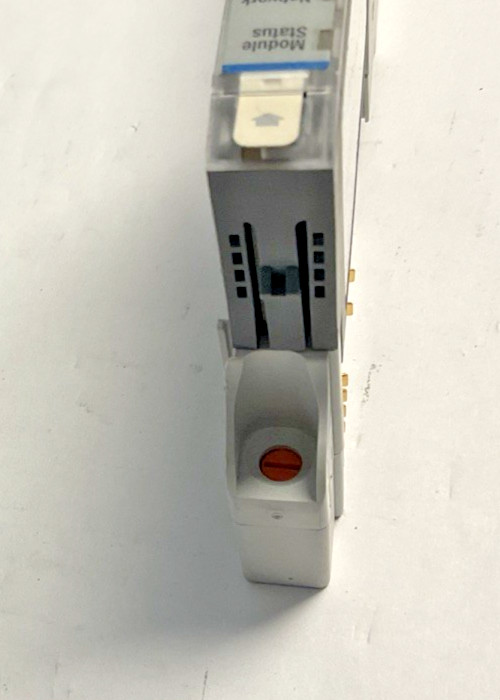 ALLEN BRADLEY 1734-IB8 PLC MODULE SER.D W/1734-TOP BASE SER.A ***LOTOF3***