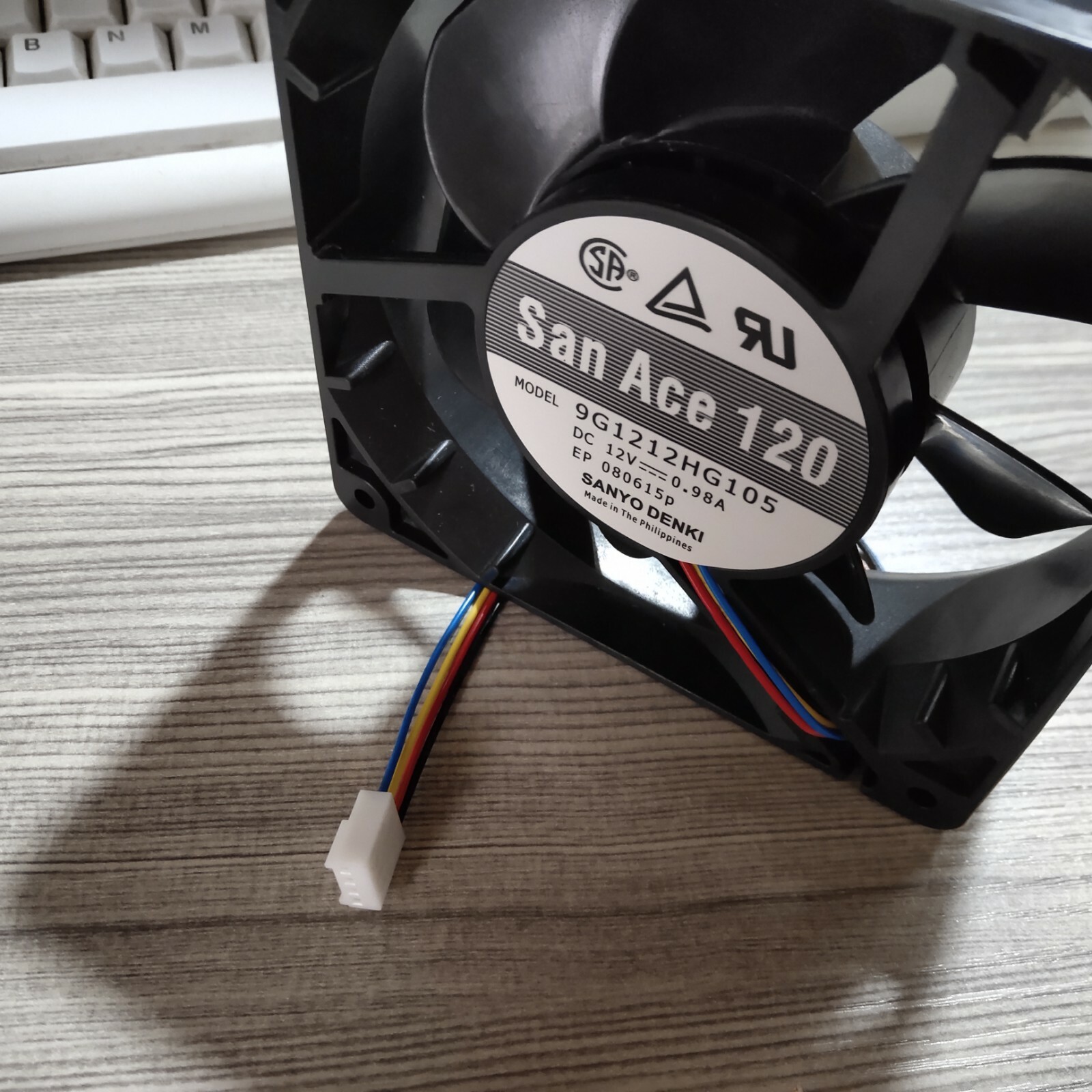 1PC For FAN Sanyo 9G1212HG105 12v 0.98A Z#1
