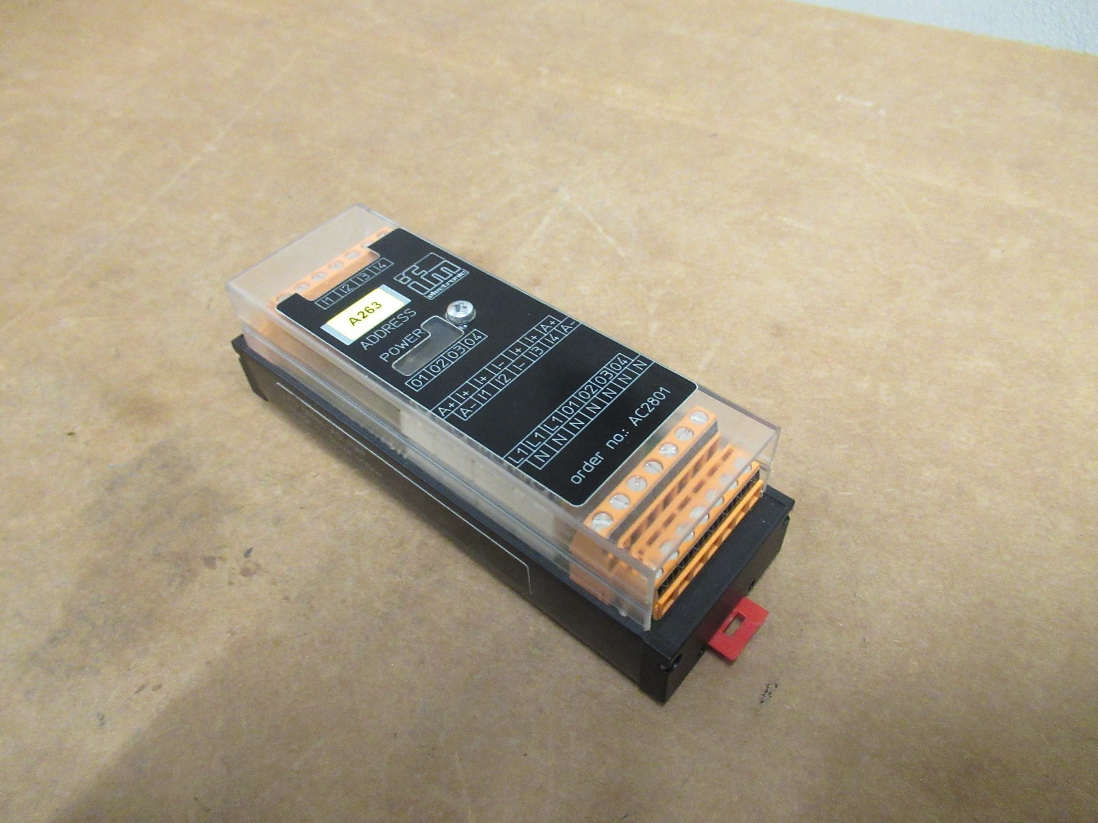 IFM ELECTRONICS I/O MODULE ACC2801 4IN 4OUT 26.5-31.6VDC 280MA USED