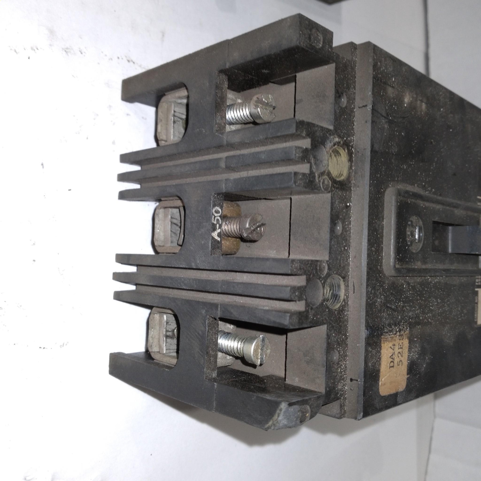 WESTINGHOUSE FB3050 50A 3POLE 600VAC with operator switch as in picture