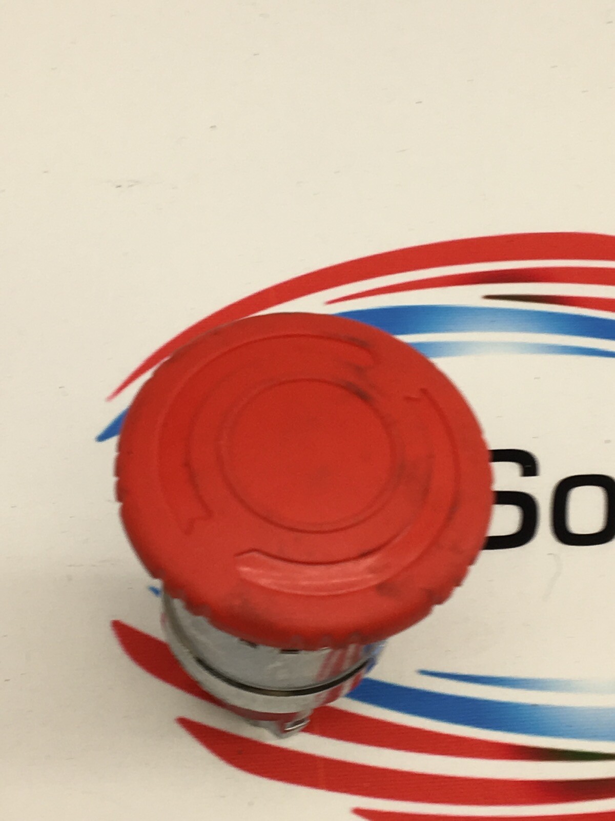 1L13 Q4 A RED E-STOP MUSHROOM HEAD BUTTON OPERATOR