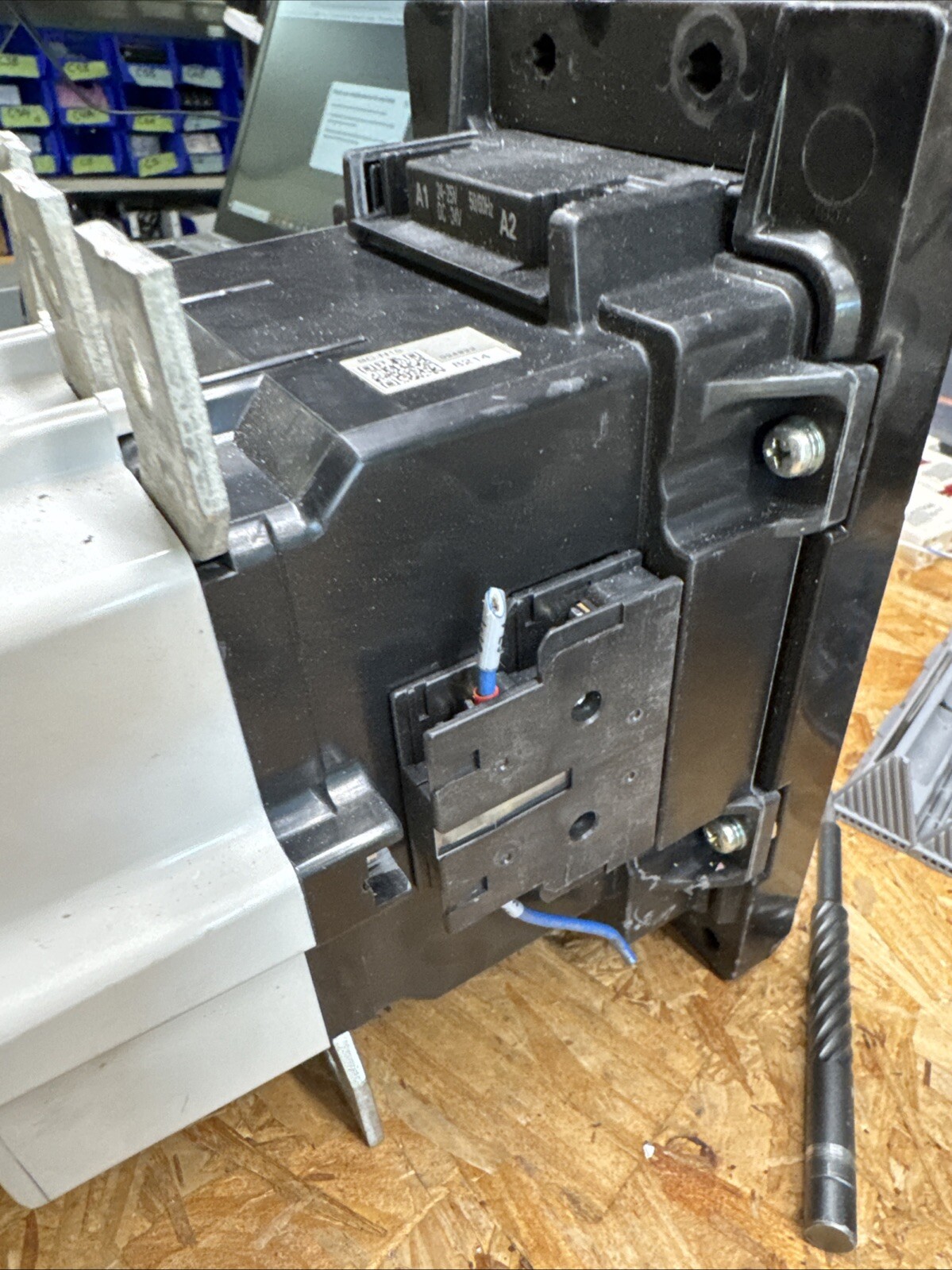 Fuji Electric SC-N10[220] Contactor 3NC4H 24V AC/DC Coil 220A TESTED