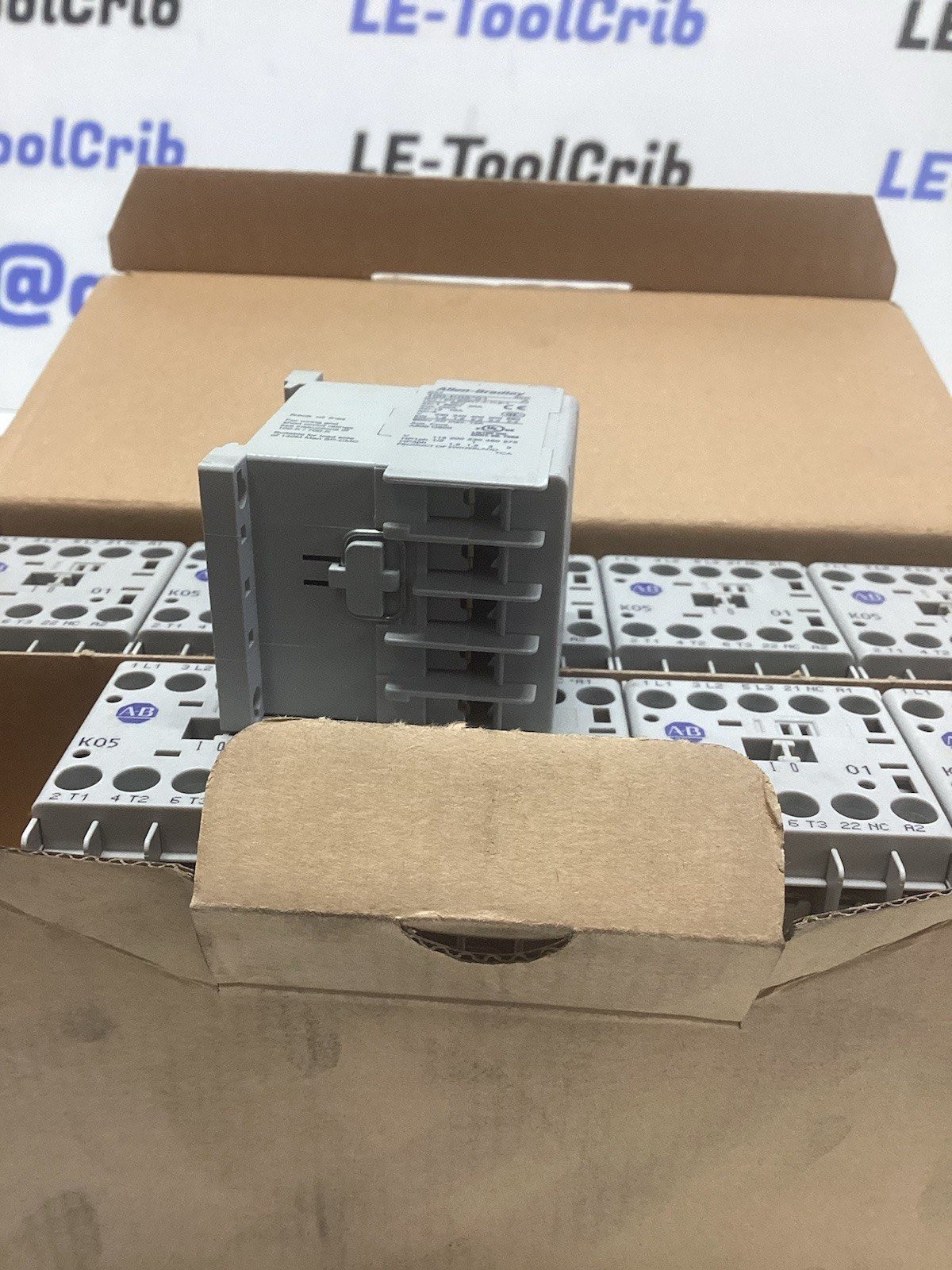 Allen Bradley 100-K05*01 SER A Mini Contactor 24V DC Coil J-286
