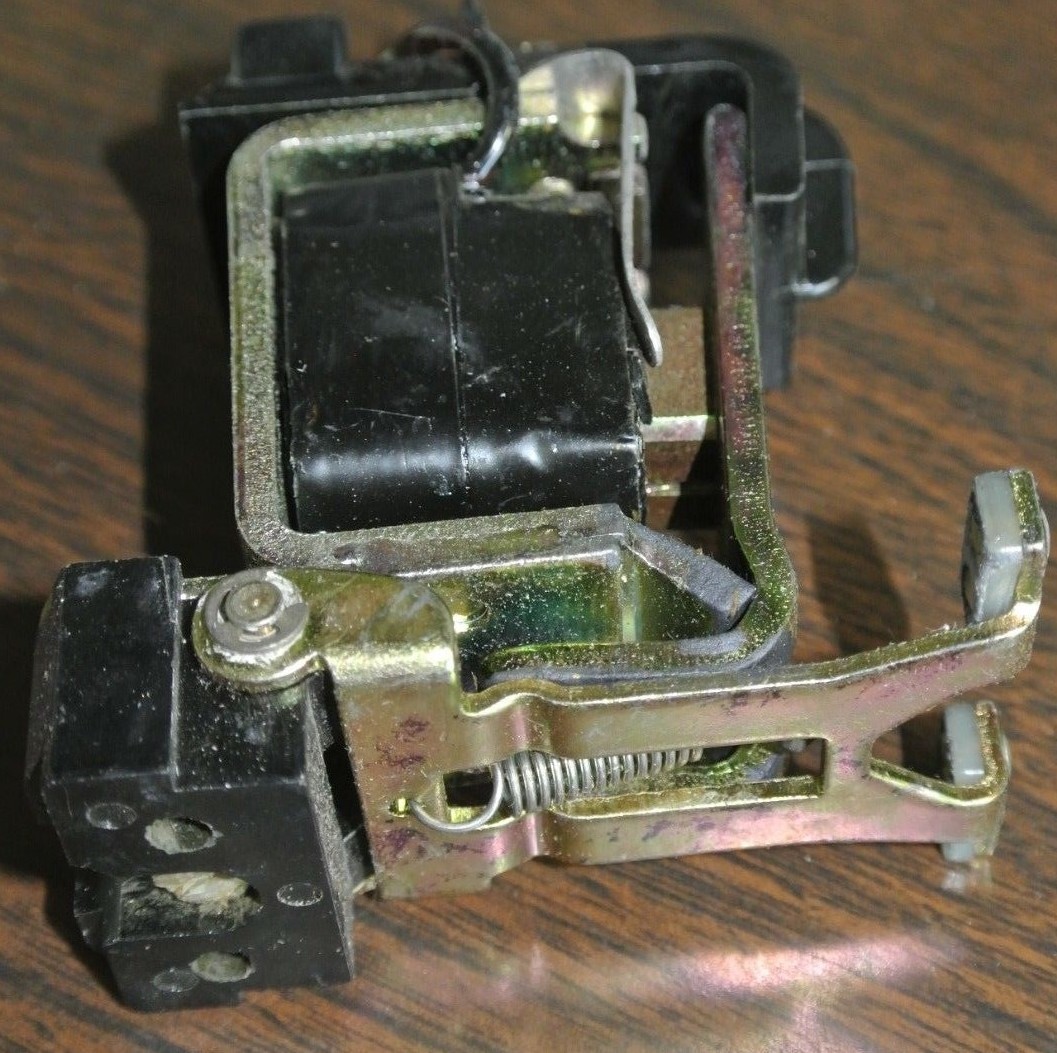 SYLVANIA / JOSLYN CLARK KPMH-12 LATCH MECHANISM for PM RELAY LINE NEW SURPLUS