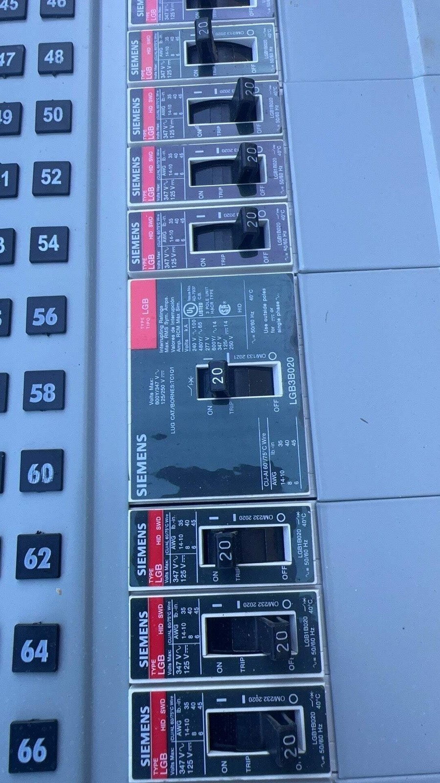 Siemens 480Y/277 V P3E80ML400FBS 400A 3-Phase Grow Light Panelboard 81 Breakers