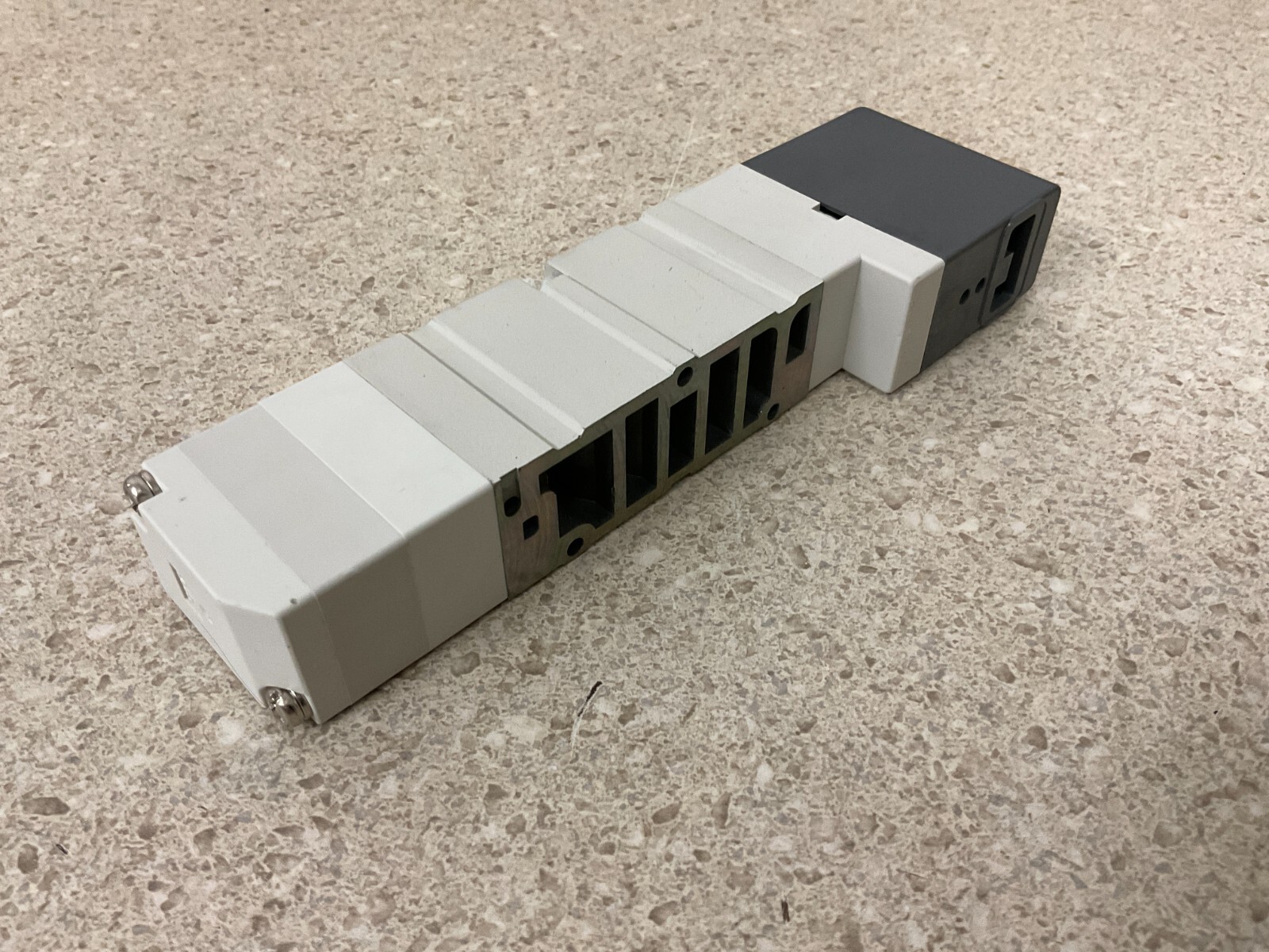 SMC VQ4501-5 NEW
