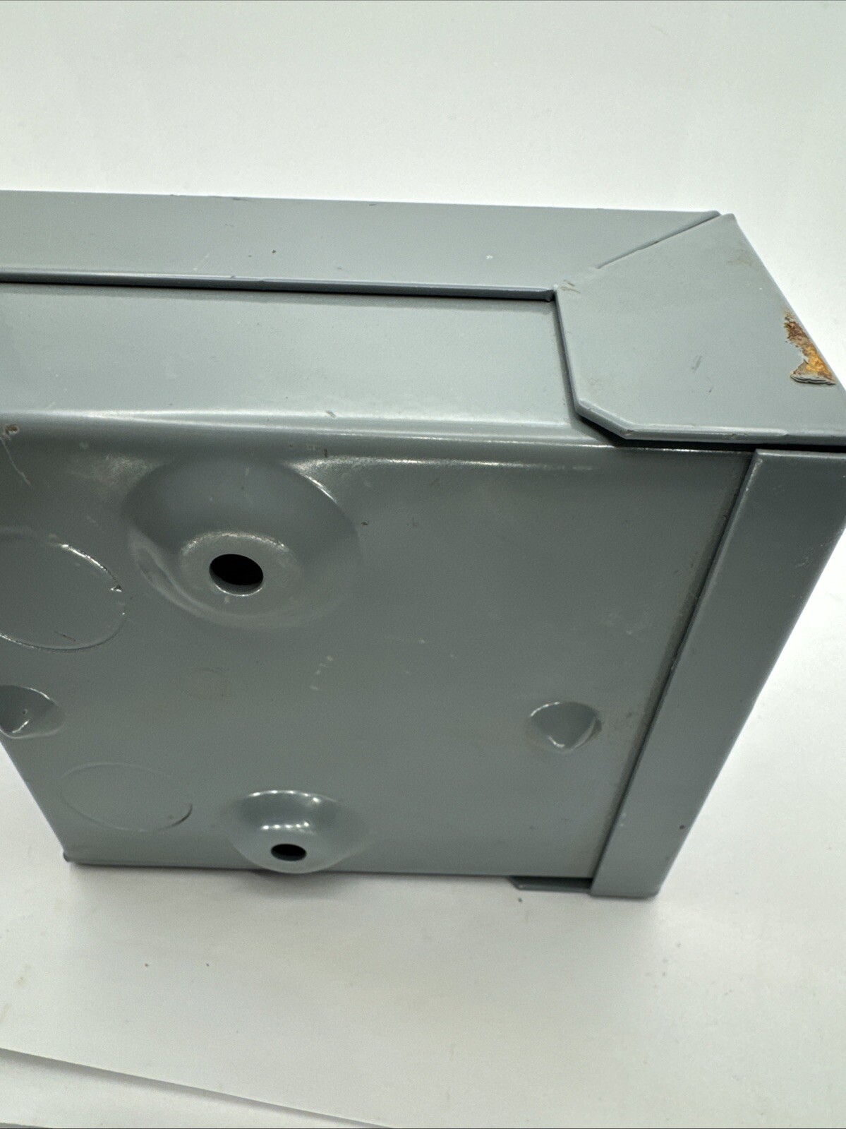 SQUARE D TYPE 3R ENCLOSURE 9991-KE3. New open box.