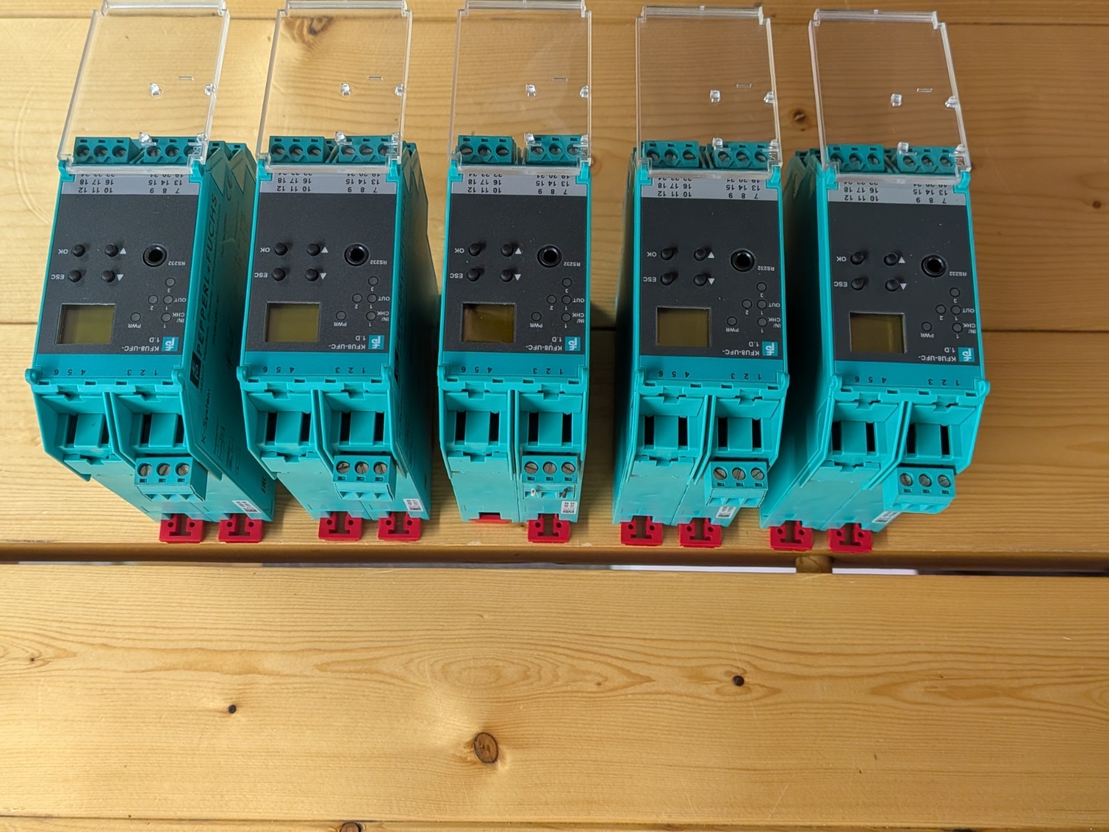 Pepperl Fuchs KFU8-UFC-1.D Signal Converter Frequency DIN Rail Tested