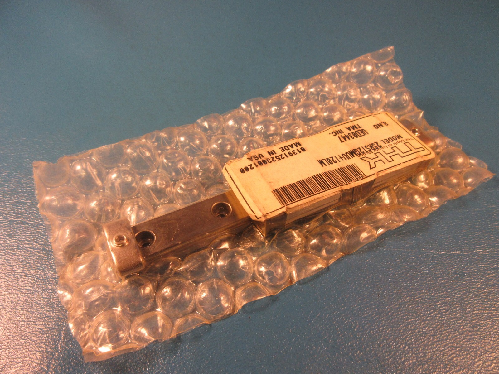 THK 2SRS12GMUU+120LM, TWO SRS12GM Linear Guide Blocks on a 120mm Rail
