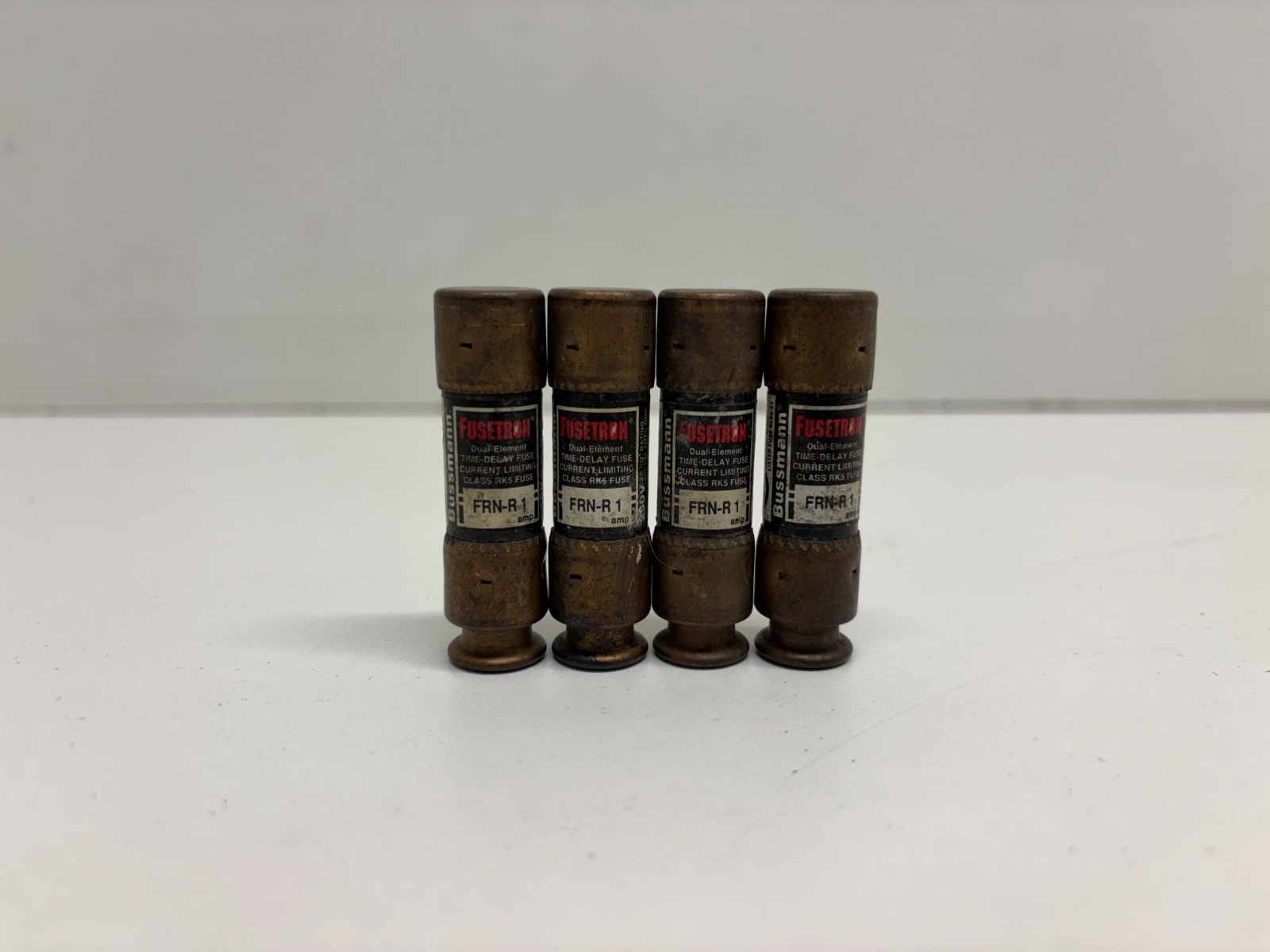 LOT OF 4 NEW OLD STOCK! BUSSMANN FUSETRON 1A 250V TIME DELAY FUSES FRN-R-1