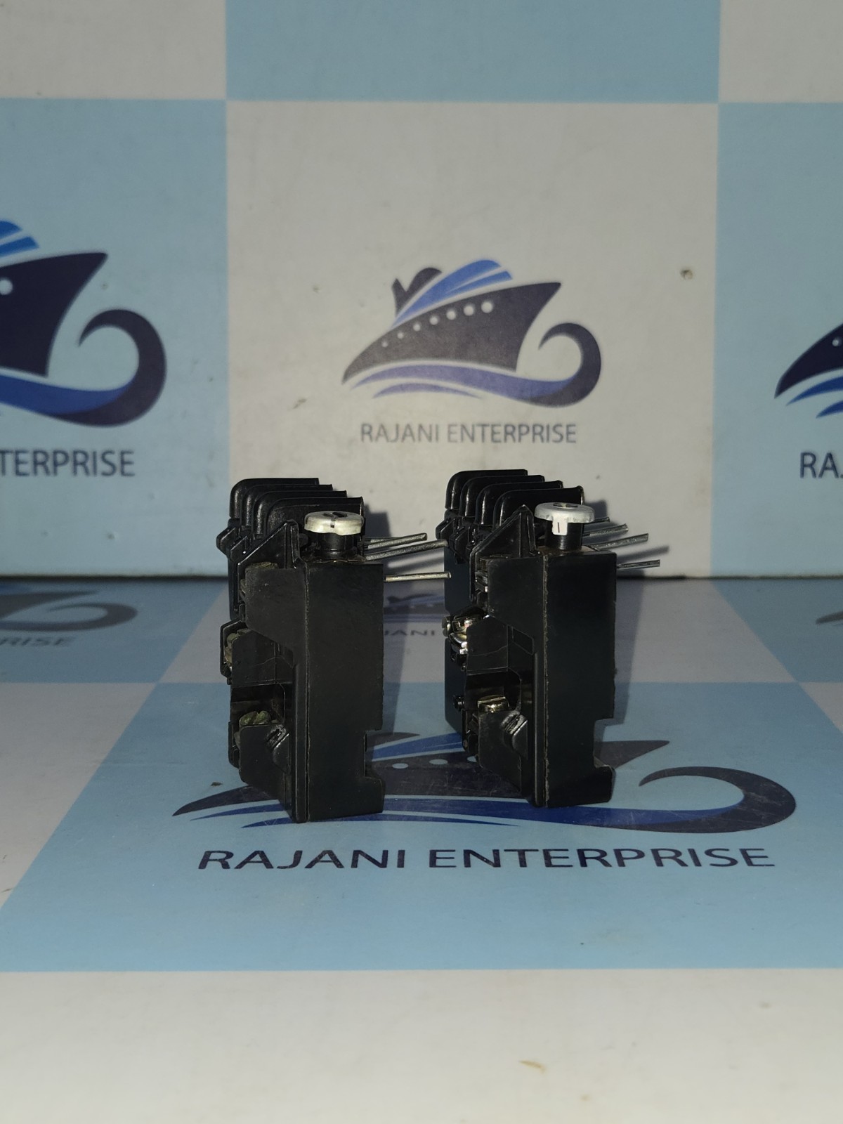 2 x NEW Siemens Bimetal Relay 3UA 19 11-0B Range 1.25-2A & 4-6A
