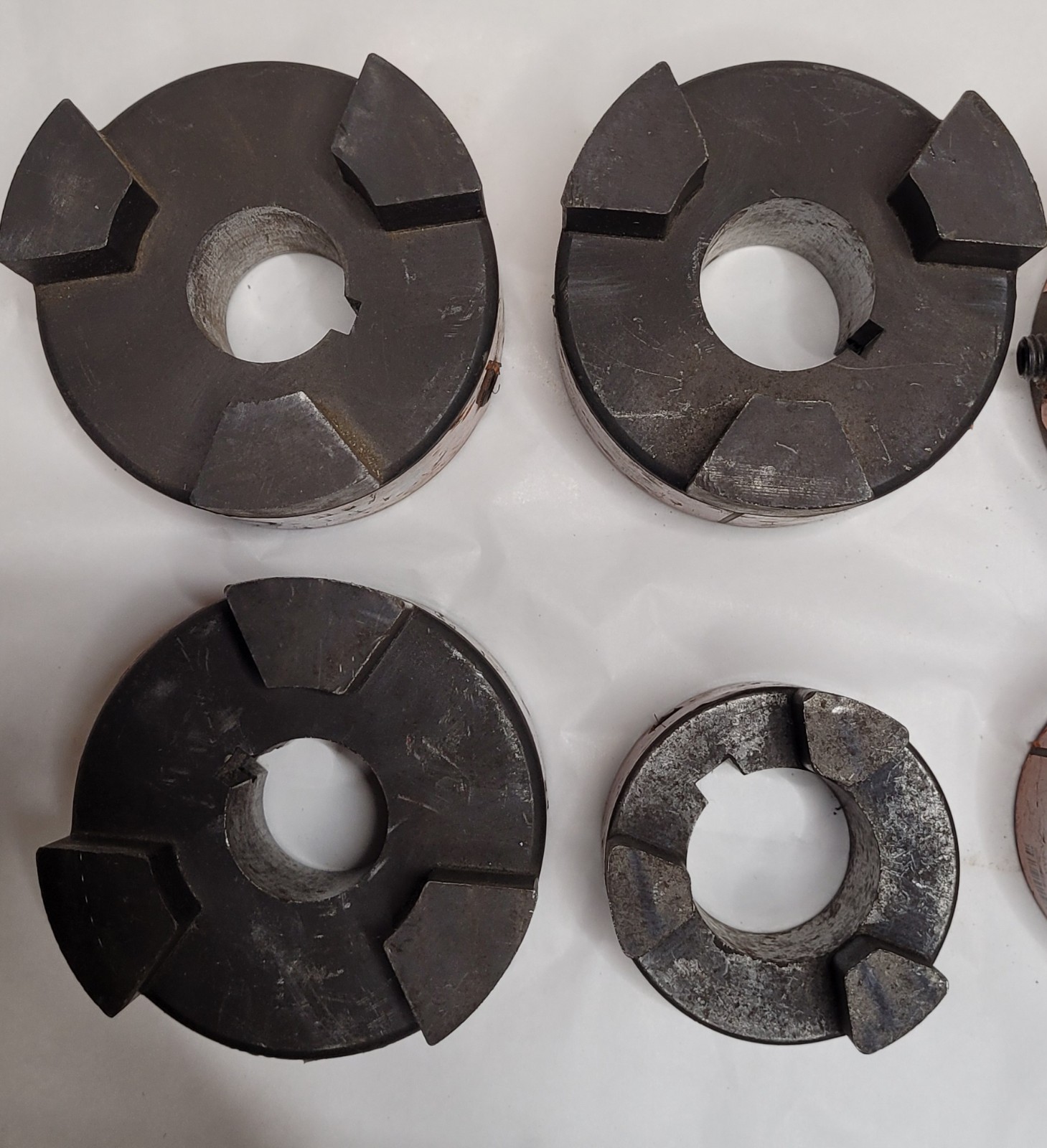 Lot Of 8 Lovejoy L-110 L-100 Couplings 1.125 1.250 1.375 1.625 1 1/8 1/4 3/8 5/8