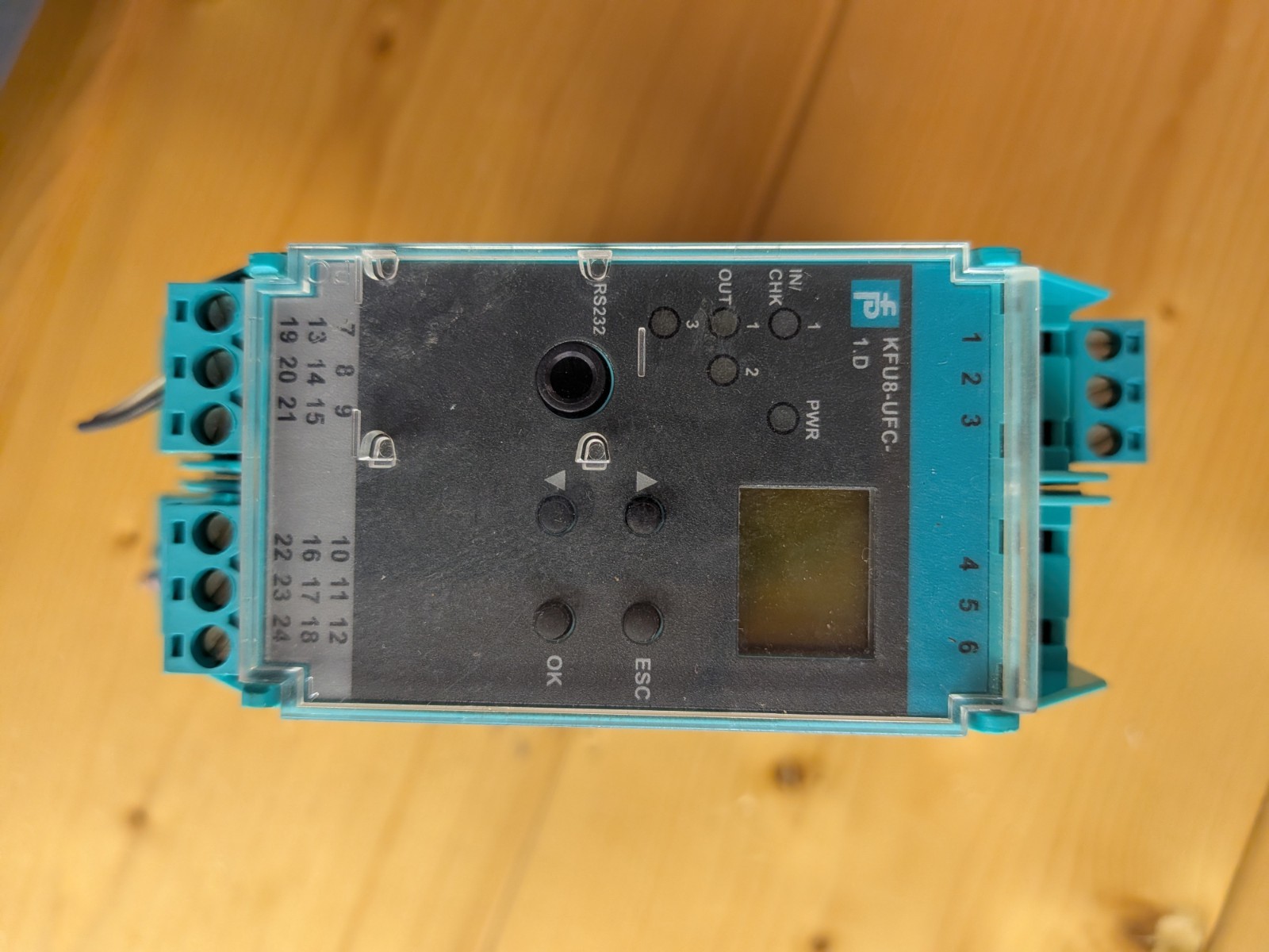 Pepperl Fuchs KFU8-UFC-1.D Signal Converter Frequency DIN Rail Tested