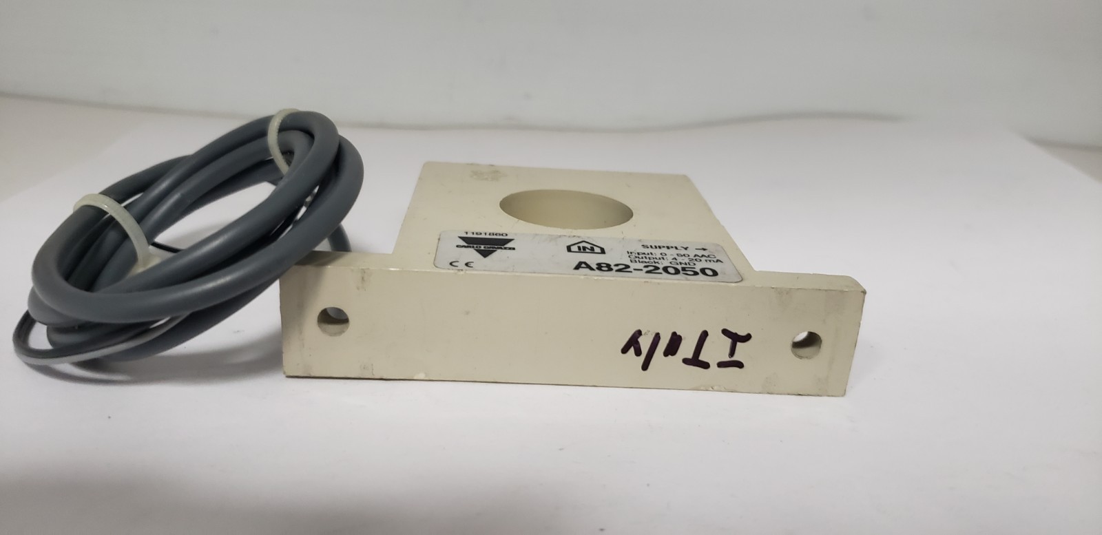 CARLO GAVAZZI A82-2050 CURRENT TRANSFORMER, 0-50AAC INPUT, 4-20mA OUTPUT