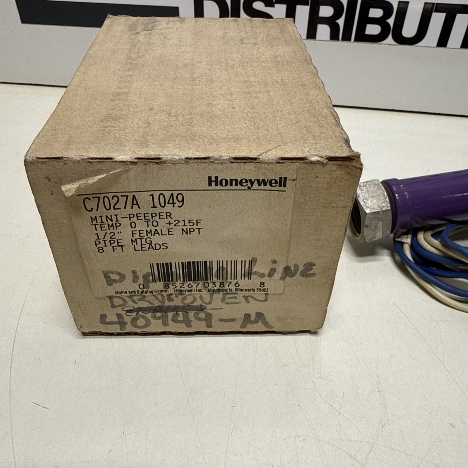 Honeywell C7027A 1023 UV Flame Detector (USED)