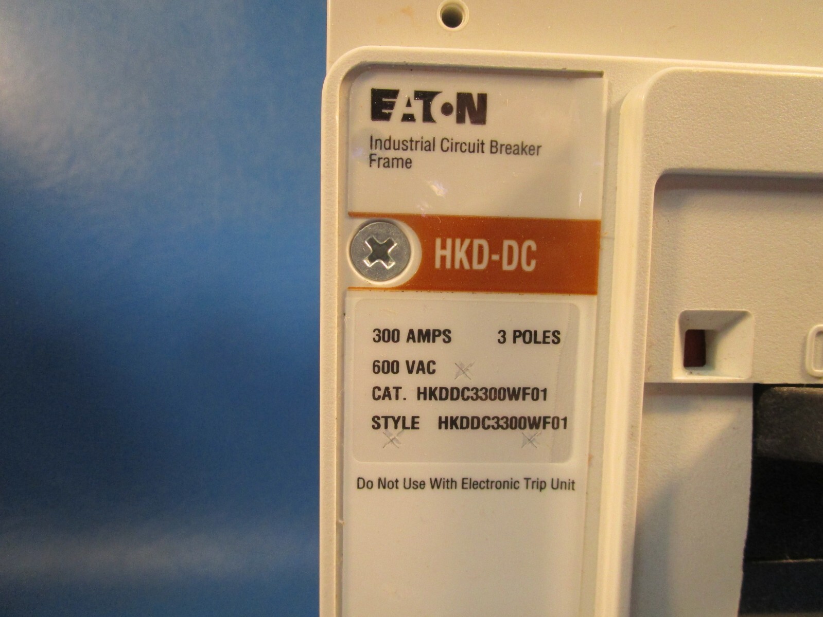 Eaton HKDDC3300WF01, Molded Case Breakers (MCCBs) HKDDC 3P 300A 600V 50/60Hz 3Ph