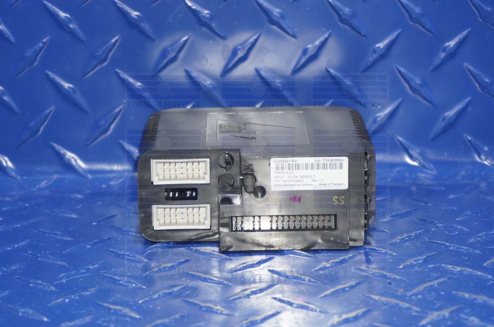 EMERSON DELTAV KJ3204X1-BA1 DO 32 CH 24 VDC HI SIDE SER 2 12P3275, VE4002S1T2B5