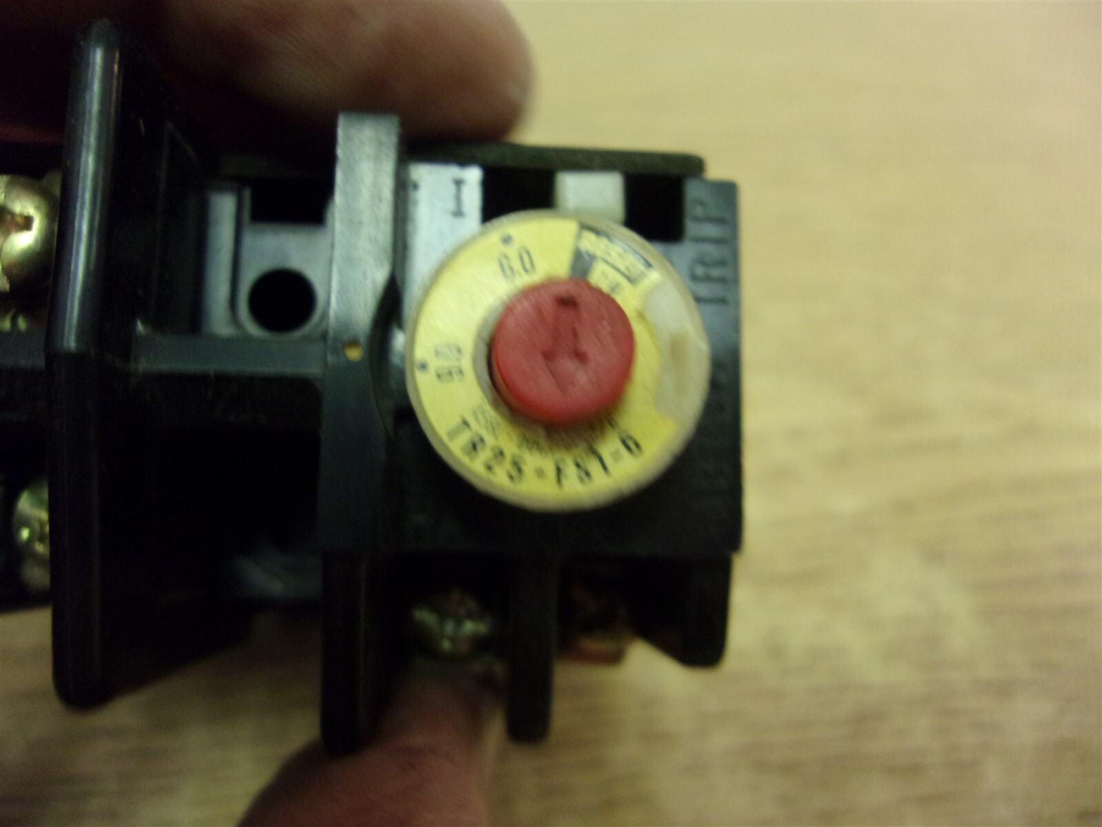 Hitachi TR25-FS1-6 Thermal Overload Relay *FREE SHIPPING*