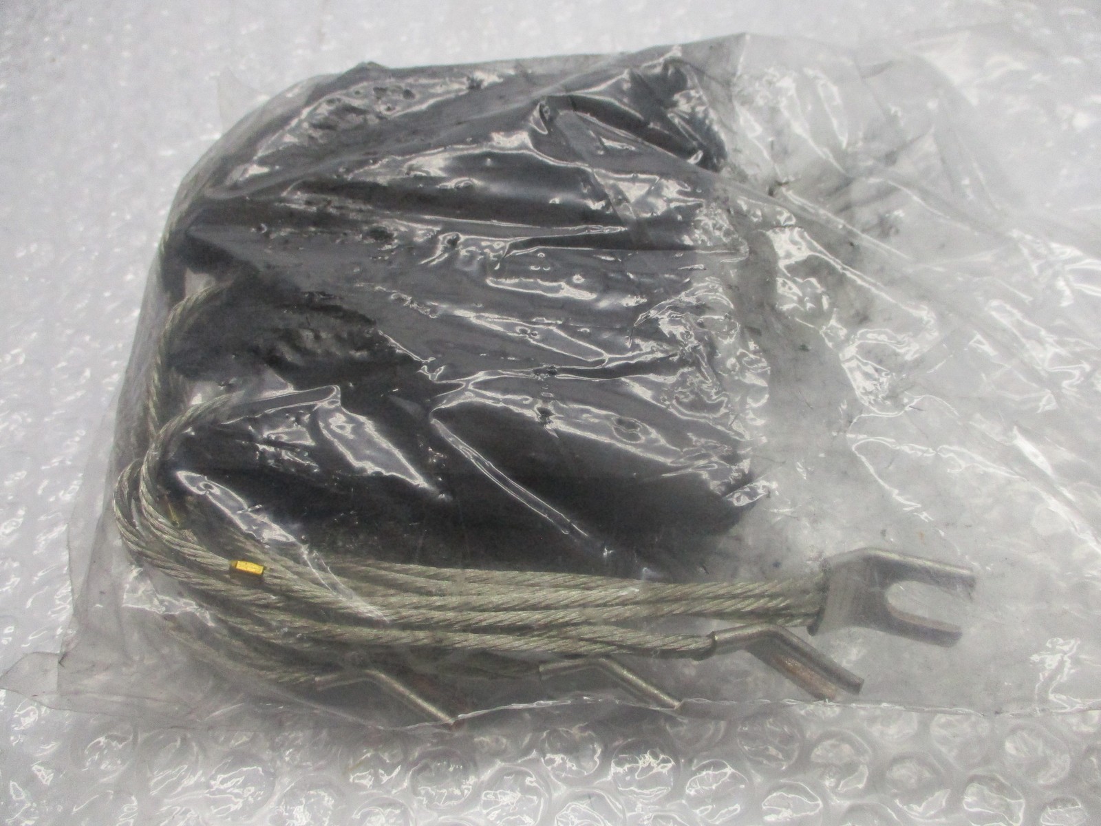 INDUSTRIAL SPARE T566 3/4X1-1/2X3-1/4 CARBON BRUSH LOT OF 4 NSNP