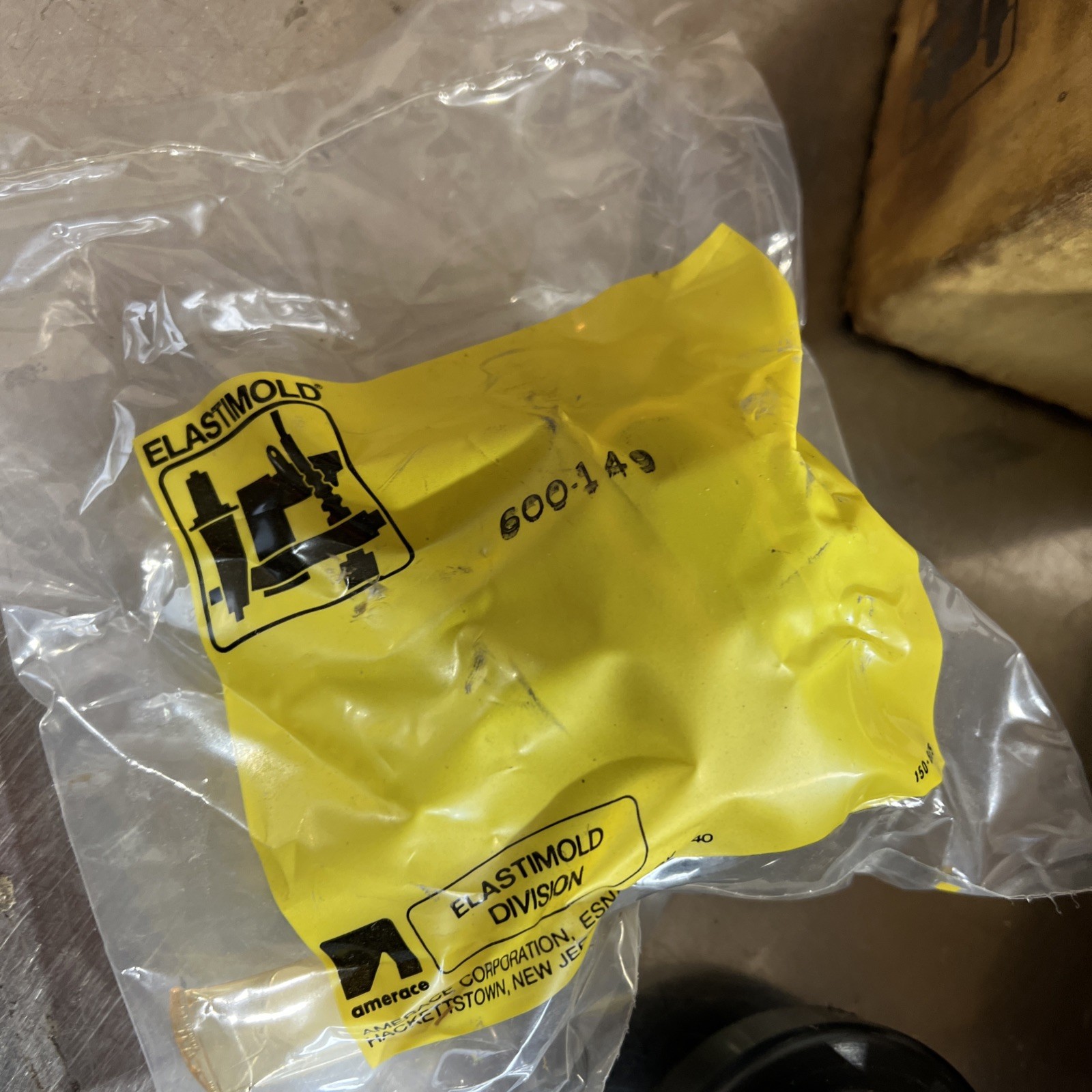 Elastimold Deadend Plug Nos Surplus