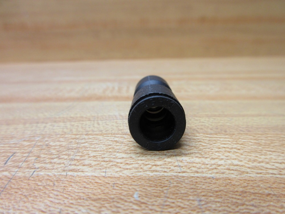 Parker X32PLP-8M Push To Connect Fitting 32PLP-8M (Pack of 10)