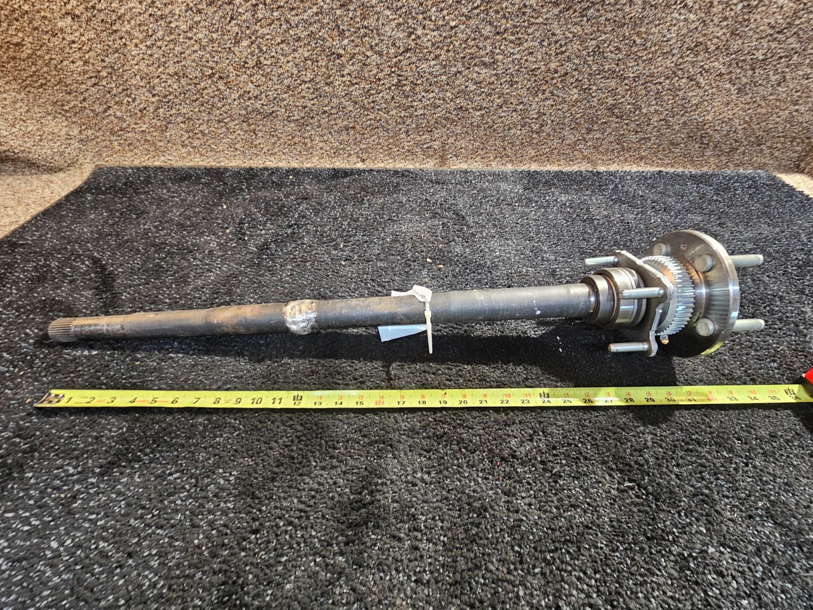 Rear Axle Shaft 10108925 – 5 Lug Hub Raised Center 4 Stud Axle Mount ABS Ring