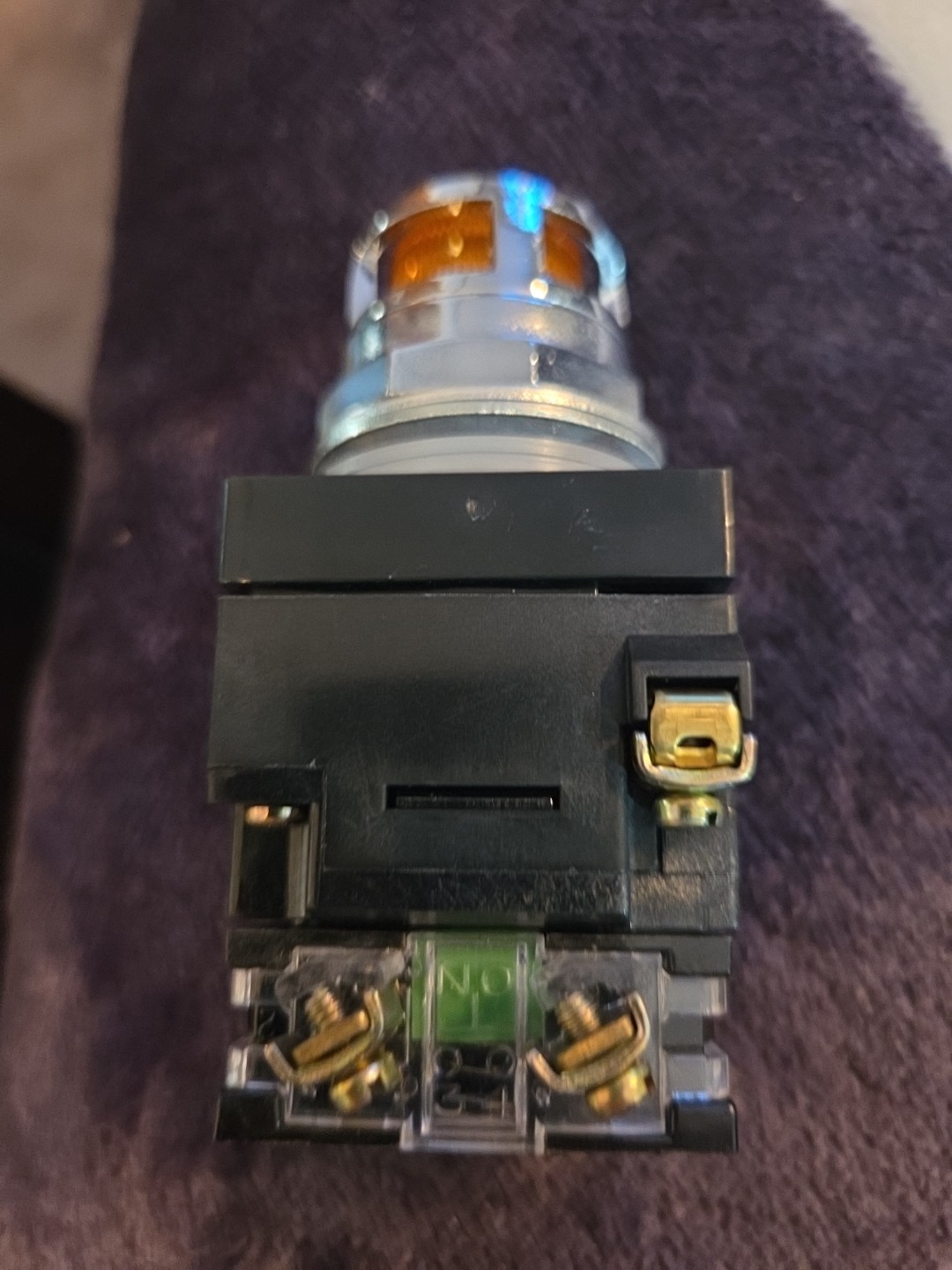General Electric CR104PBL11M3S8 Illuminated Push Button. New In Box