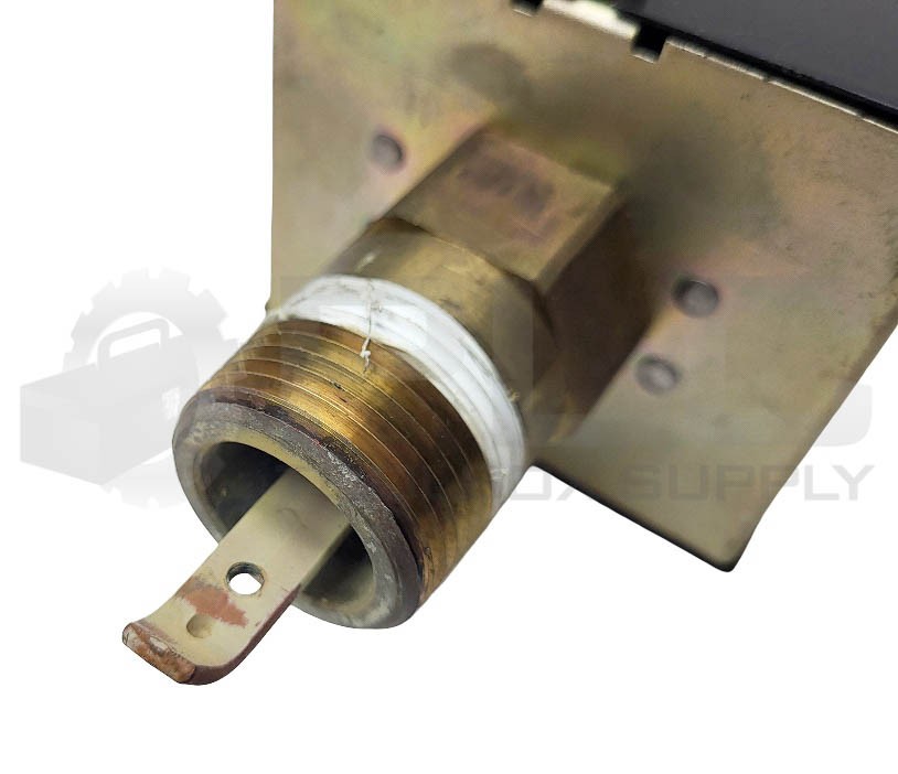 MCDONELL & MILLER FS4-3 FLOW SWITCH 230V 160PSI 300°