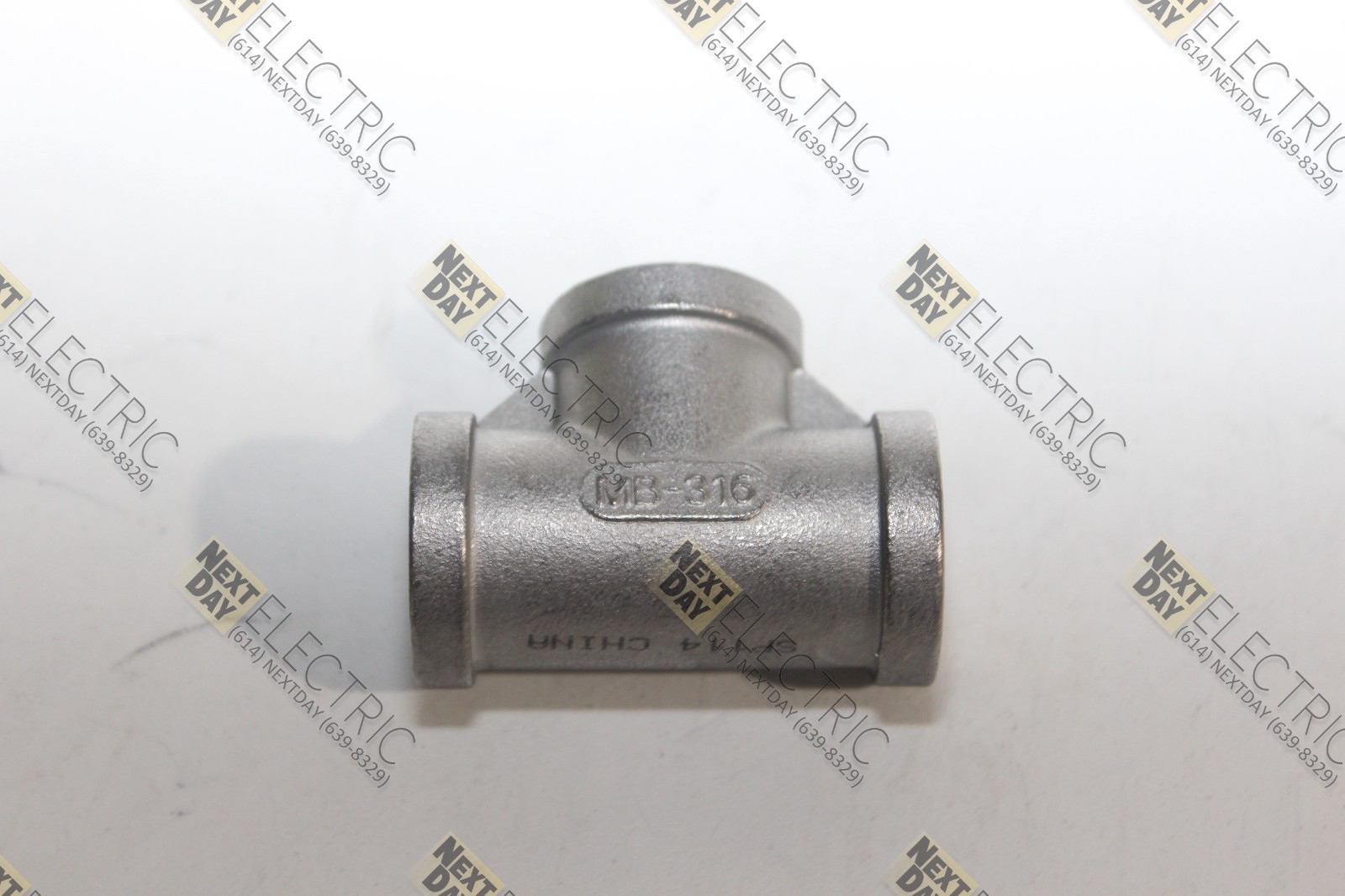 MB-316 Stainless Steel Tee NPT Threaded Fitting SS SP114 150 1/2″ .5″