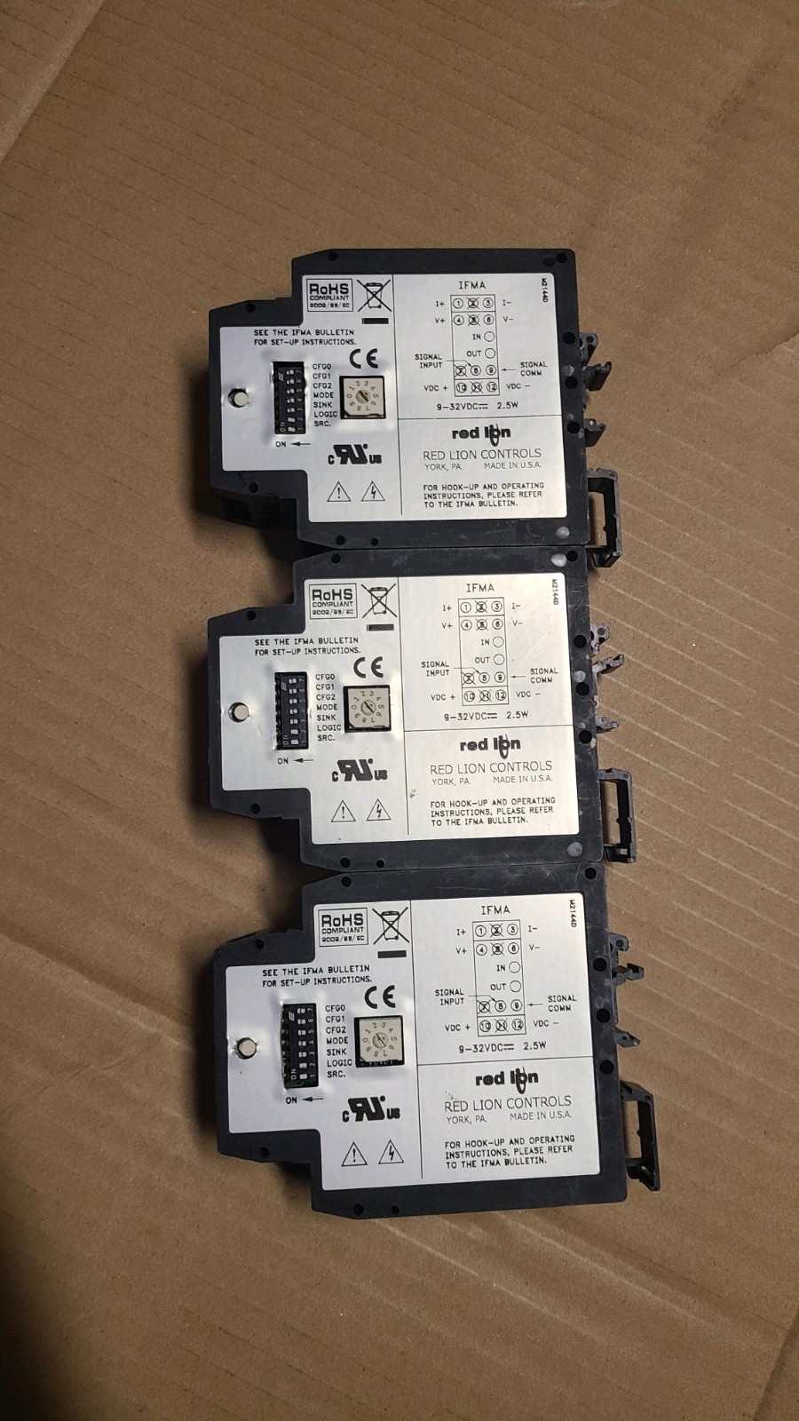 RED LION UNIVERSAL SIGNAL CONDITIONING CONVERTER IFMA0035