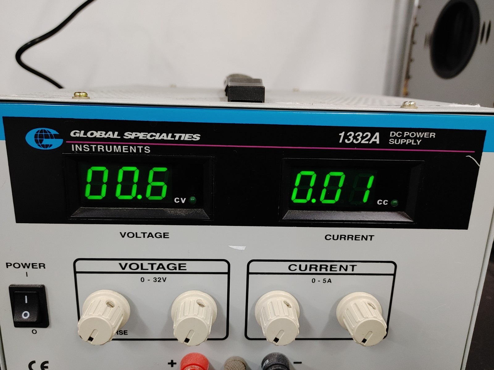 GLOBAL SPECIALTIES INSTRUMENTS 1332A DC Power Supply