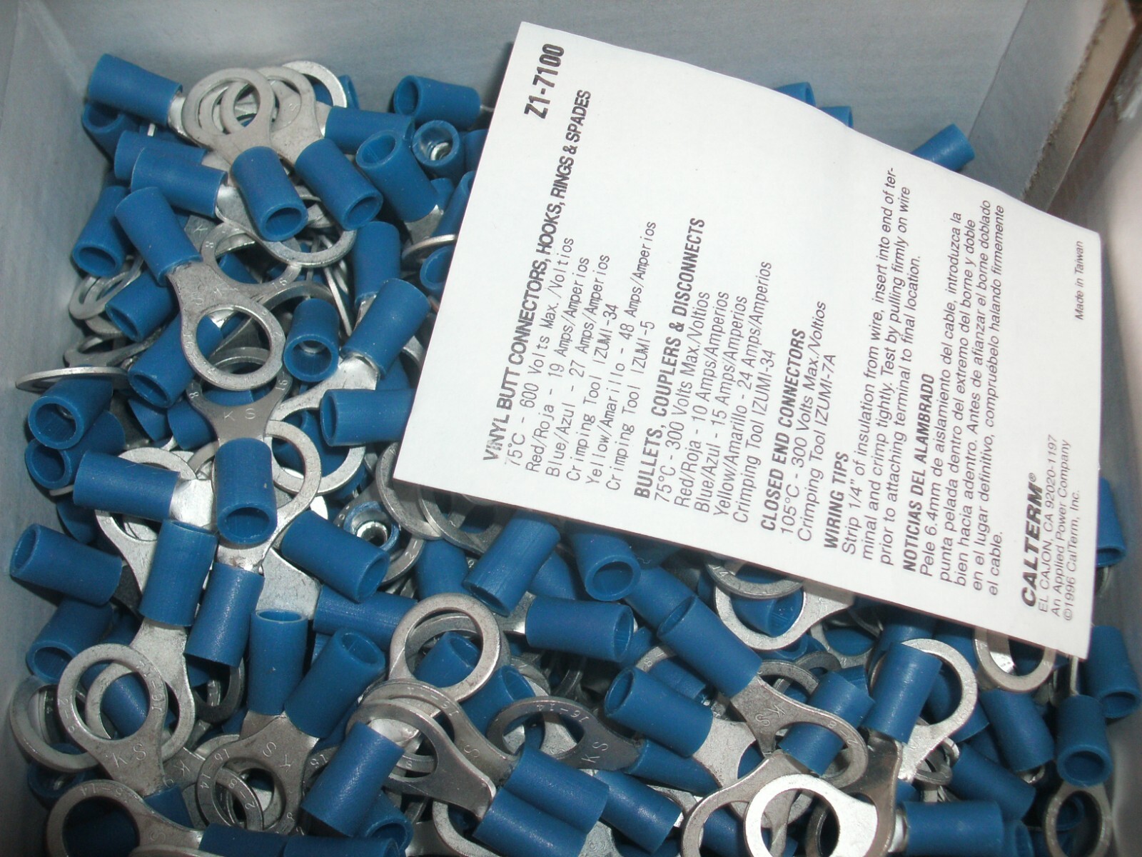 1000 – CALTERM 79120 16-14 AWG 5/16″ BLUE VINYL INSULATED RING TERMINAL