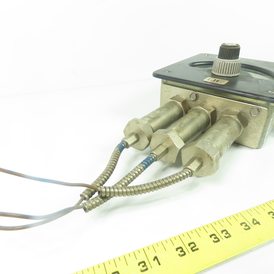 UE United Electric E36NB Model 7012 Degrees Centigrade Meter Guage 115/230VAC