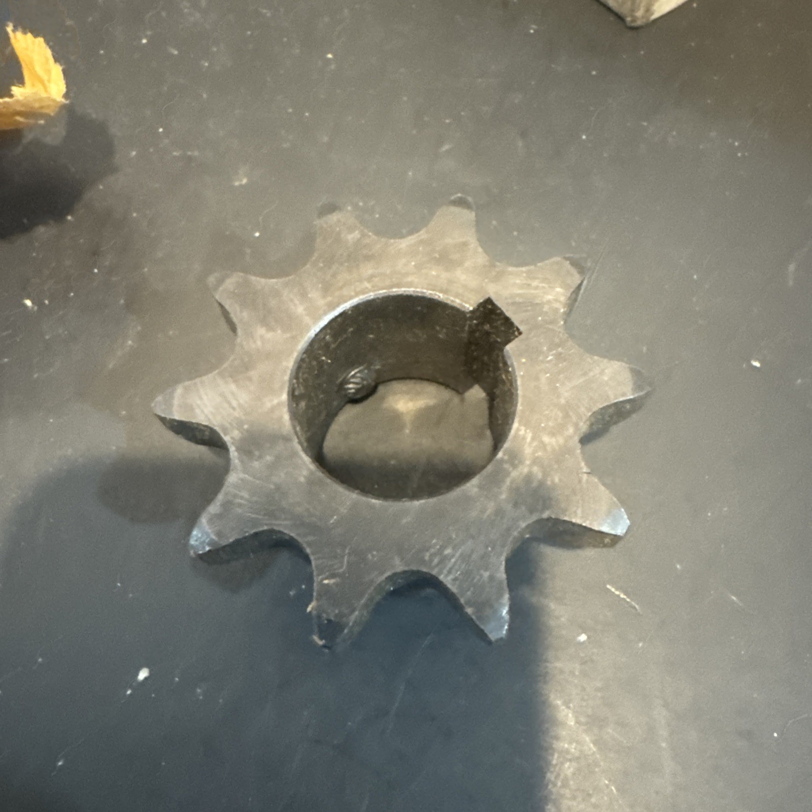 SPROCKET 50B10F-1HT 6L929 NOS