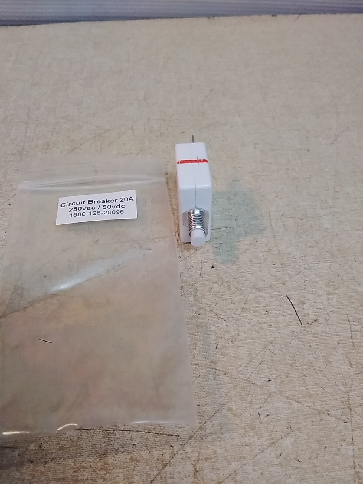 NEW Mechanical products 1680-126-200 20A 250VAC/50VDC Circuit Breaker