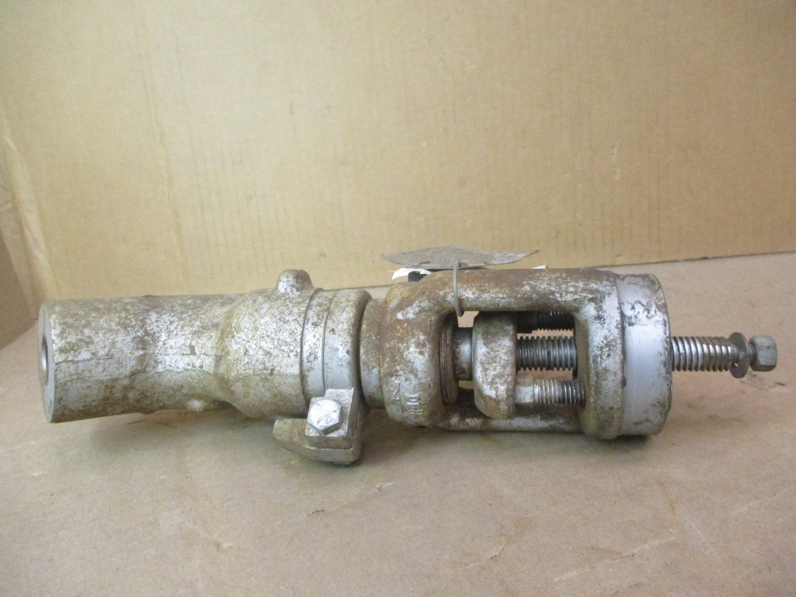 Edward Valve 0.500 Univalve B16.34 LTD FIG D 36224 F22 A182 F22 53462AES