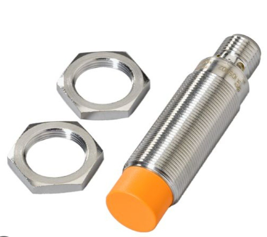 IFM IGS002 INDUCTIVE SENSOR *NEW *Free Shipping