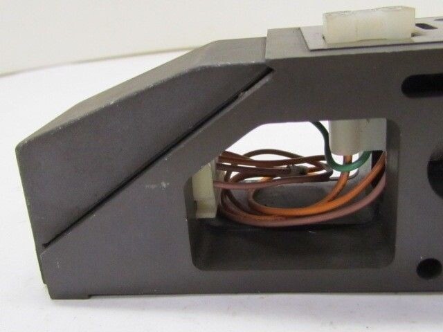 Numatics ISO 5599/II Manifold Base Block Plug-In 1/4″ NPT Ports NON “Z” Board