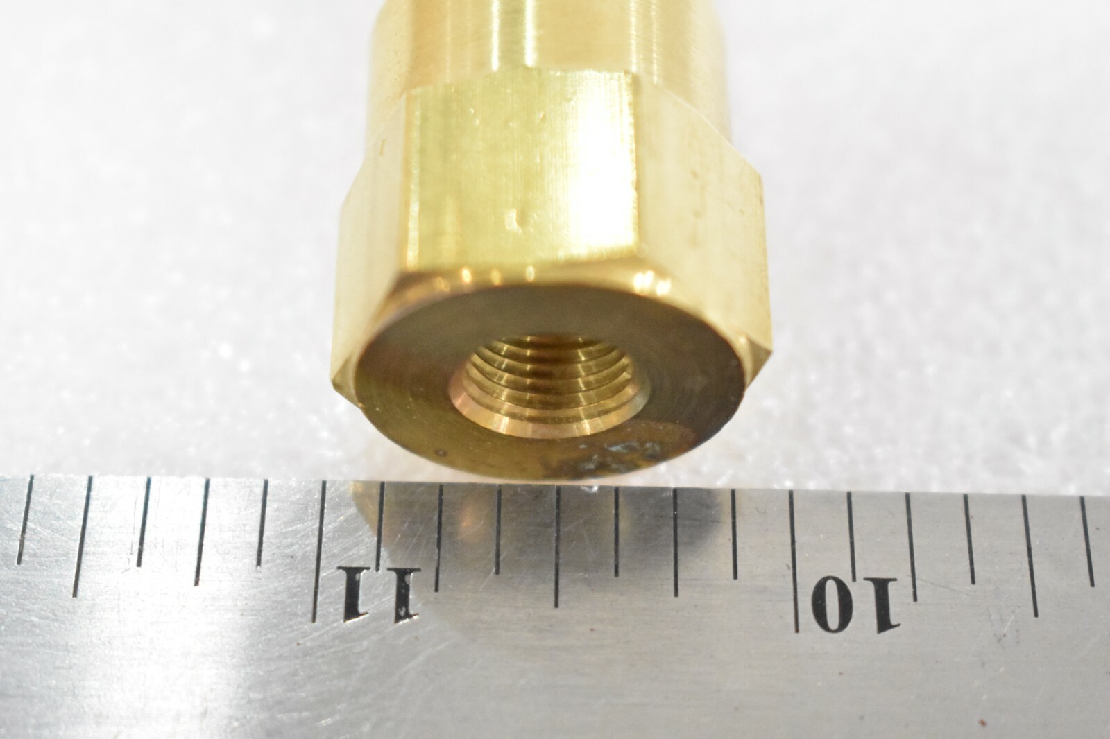 LDI INDUSTRIES G423-4-1FP G420 SERIES VENTED OIL GAGE-FEMALE ELBOW 3/8″&1/2″