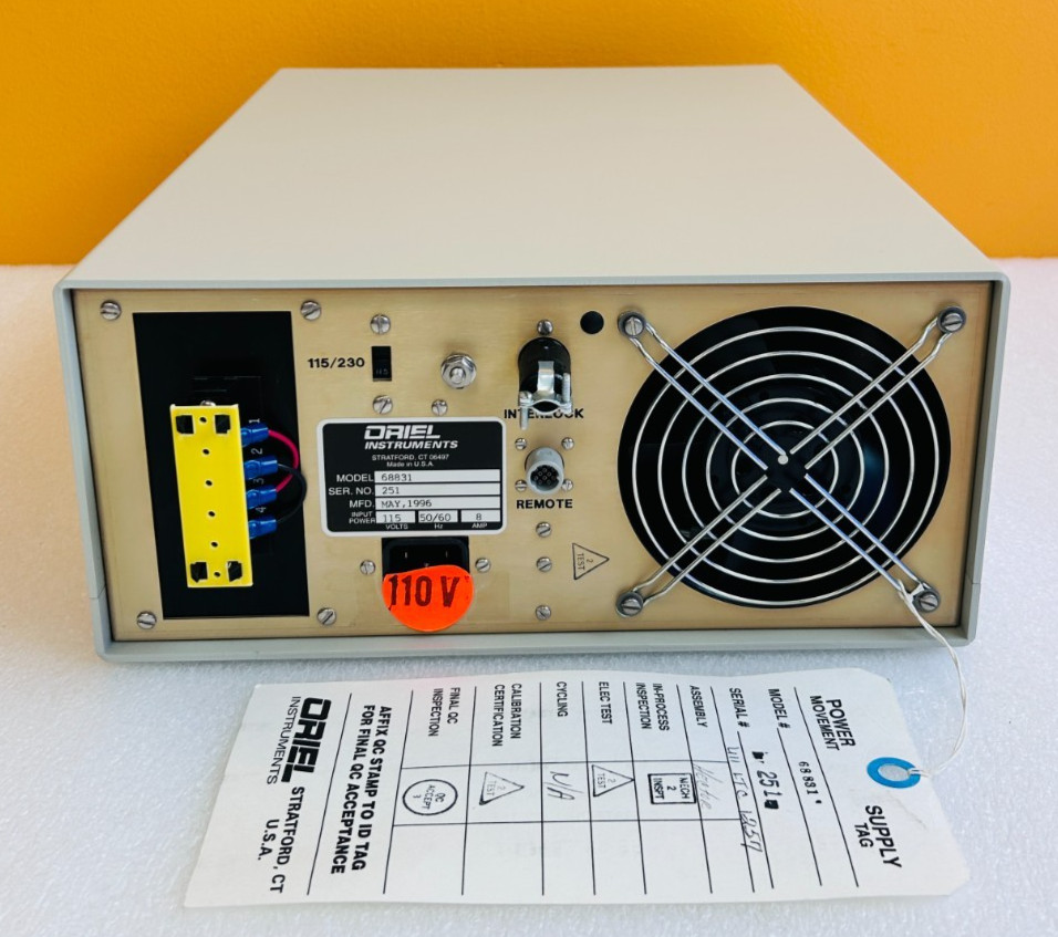 Oriel 68831, 0 to 300 W, 0 to 15 A, Radiometric Power Supply. New – Open Box!