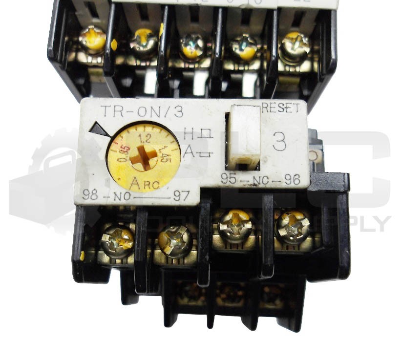 FUJI ELECTRIC SC-05 [13] CONTACTOR 13A 3PH W/ TR-0N/3 OVERLOAD RELAY