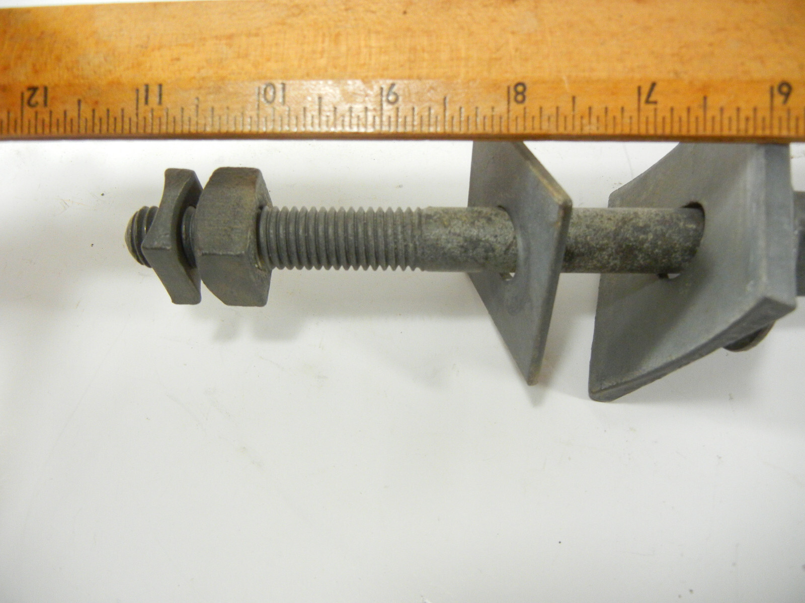 Utility Telephone insulator mount L197