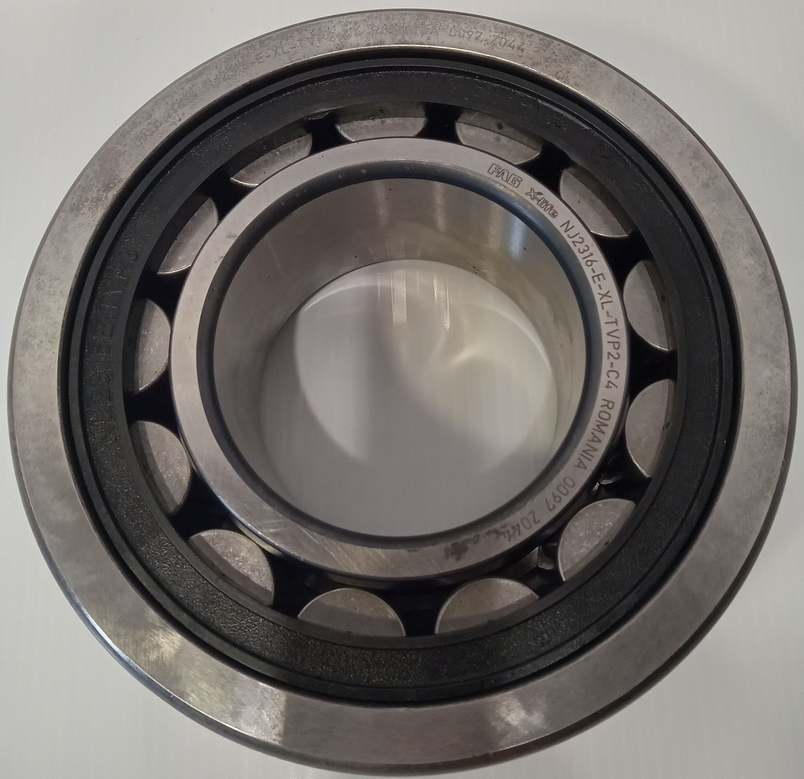 1 NEW FAG NJ2316-E-XL-TVP2-C4 CYLINDRICAL ROLLER BEARING NNB ***MAKE OFFER***