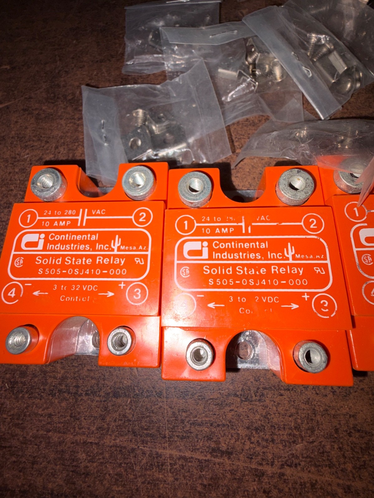 4 NOS CONTINENTAL INDUSTRIES S505-0SJ410-000 SOLID STATE RELAYS + HARDWARE B500