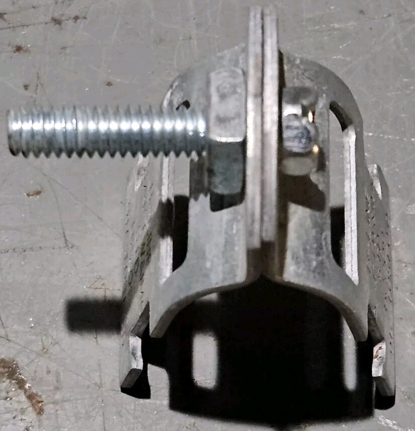 (Bag of 10 Sets) B-Line 1″ STD B2210 Conduit Clamps 1.125-1.375, OD *LOW PRICE*