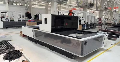 BODOR A3 5′ X 10′ TABLE , FIBER LASER 6 KW, 5 YEAR WARRANTY, TRAINING, SETUP,