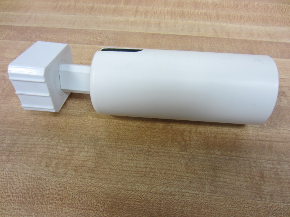 Hubbell T1304P Universal Lampholder Marco